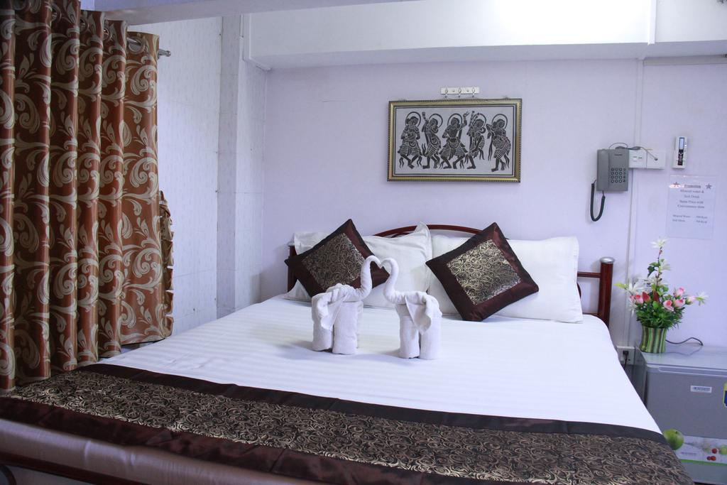 20Th Street Hostel Yangon Exteriör bild
